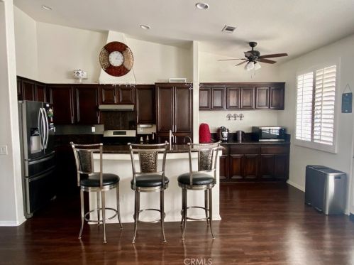 1187 Brookmeade Cir, Beaumont CA  92223-7024 exterior