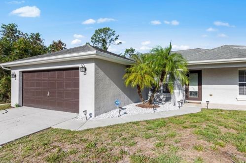 1107 Canton Ave, Lehigh Acres, FL 33972-3507