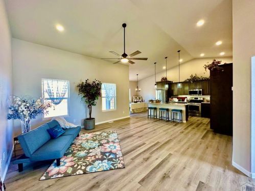 845 Aguilar Dr, Pueblo CO  81007-7595 exterior