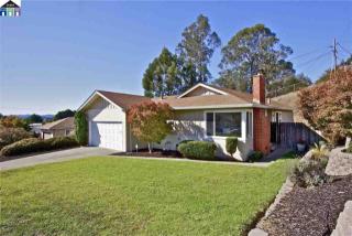 2717 Shane Dr, Richmond, CA 94806-3128