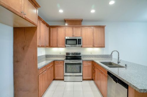 18083 Monterey Rd, Morgan Hill CA  95037 exterior