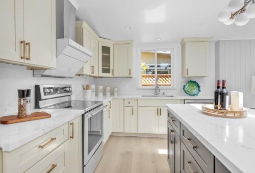 330 Anna Ave, Mountain View CA  94043-4104 exterior