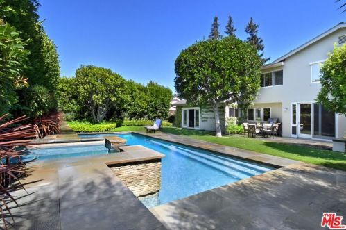 5037 Gaviota Ave, Van Nuys CA  91436-1427 exterior