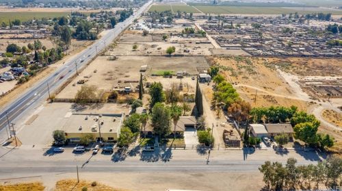 4901 Weedpatch Hwy, Bakersfield, CA 93307-9404