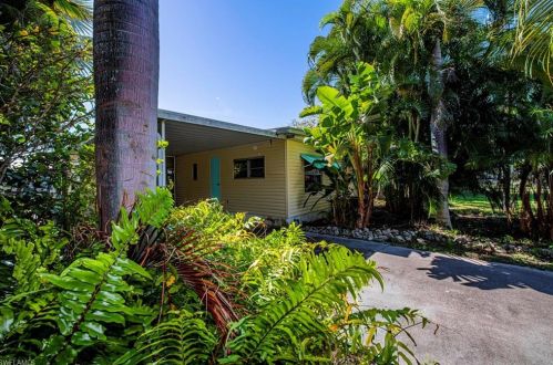 2632 York Rd, Saint James City FL  33956-2267 exterior