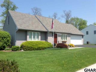 52 Pine Ridge Cir, West Enola, PA 17025-3404