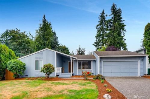 15417 176 Pl, Seattle WA  98058-9051 exterior