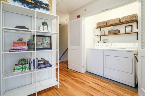 166 Harding Ave, White Plains NY  10606-1309 exterior