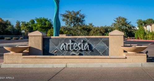 7275 Scottsdale Rd, Scottsdale AZ 85253-3617 exterior