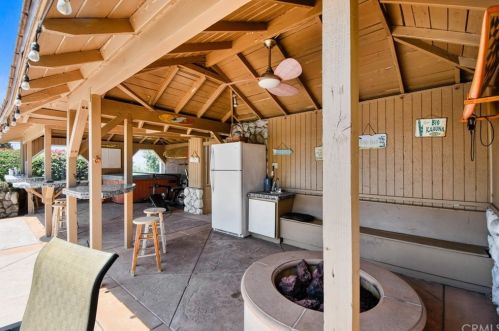 1056 Knollcrest Dr, Covina CA 91724-3435 exterior