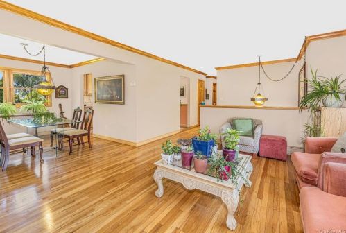 2687 Old Yorktown Rd, Yorktown Hgts NY  10598-3136 exterior