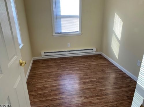 100 Tintle Ave, West Milford Lakes NJ  07480-4715 exterior