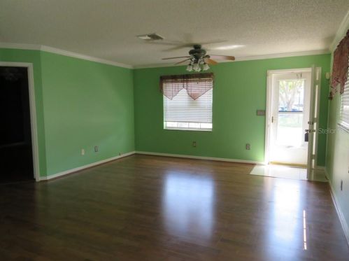 6039 Elmhurst Dr, New Port Richey, FL 34653-3953