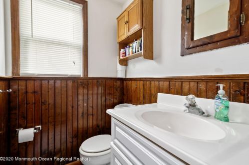 624 Mistletoe Ave, Point Pleasant Beach NJ  08742-2706 exterior