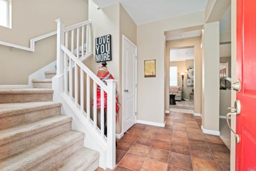 1091 Amber Rdg Ln, Vacaville CA 95687-5828 exterior