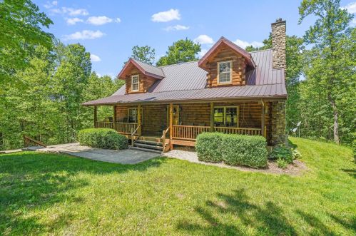22925 Sams Creek Rd, Laurelville, OH 43135-9427