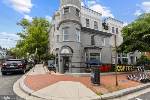 1812 Capitol St, Washington DC  20002-1532 exterior