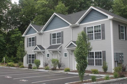 9 Goodhill Rd, Bethel, CT 06801-2437