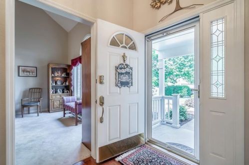 248 Portman Ln, Bridgeville, PA 15017-1281