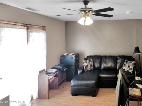 35 Sedona Rd, Sedona AZ 86351-7215 exterior