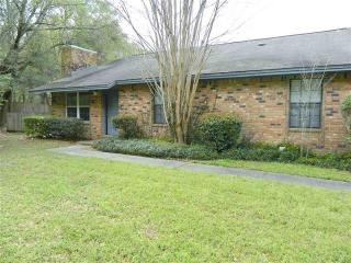 3354 Pine Forest Rd, Cantonment, FL 32533-6543