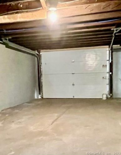 25 Atwood Rd, Woodbury CT  06798-2324 exterior