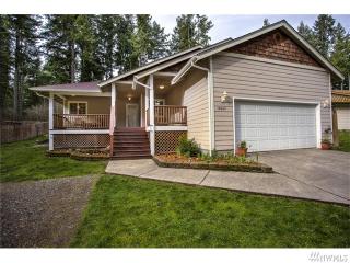 18443 Rampart Dr, Yelm WA  98597-8002 exterior