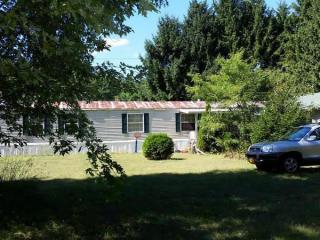19 East Dr, Glens Falls, NY 12804-7132