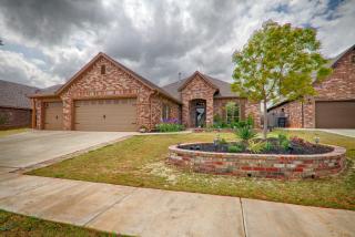 909 Samantha Ln, Oklahoma City, OK 73160-8451