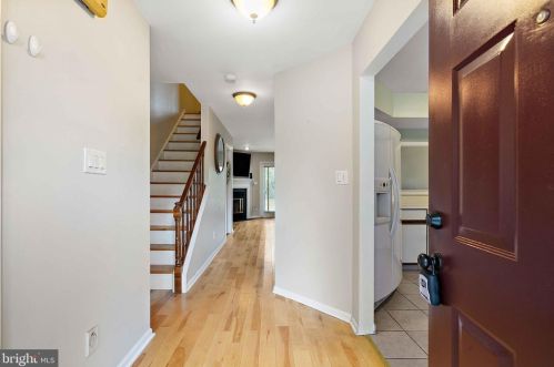 503 Meadow Ct, Glen Mills, PA 19342-8129