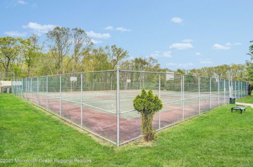 1706 Dahlia Ct, Jackson Twp NJ  08527-4133 exterior