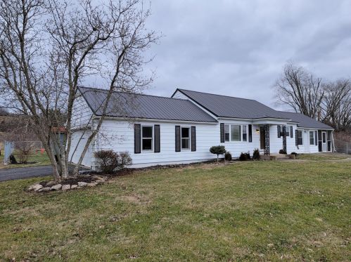136 Ky Highway 467, Sparta, KY 41086-9129