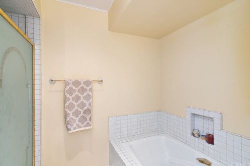 28565 Vallejo Ave, Temecula CA  92592-2316 exterior