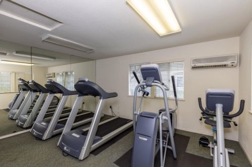 2713 Somerset Park Cir, San Jose CA  95132-2274 exterior