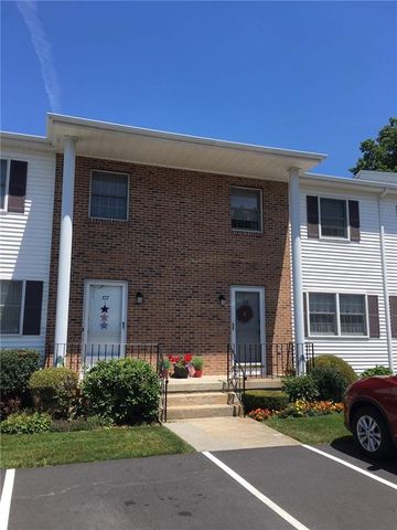 108 Scenery Ln, Providence, RI 02919-7514