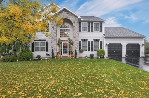 108 Millennium Dr, Blandon, PA 19510-9578