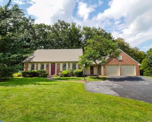 801 Scholl Rd, Pottstown, PA 19465-7264