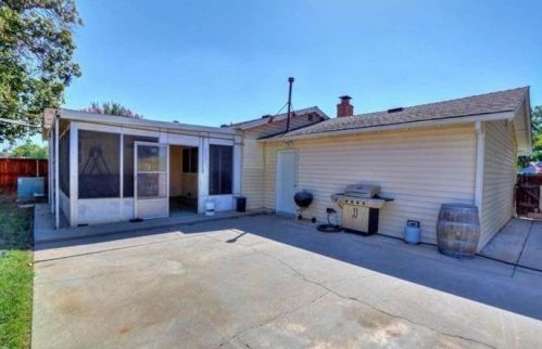 7332 Brocade Dr, Citrus Heights CA  95621-3775 exterior