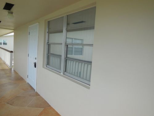 136 Somerset G, West Palm Beach, FL 33417-2123