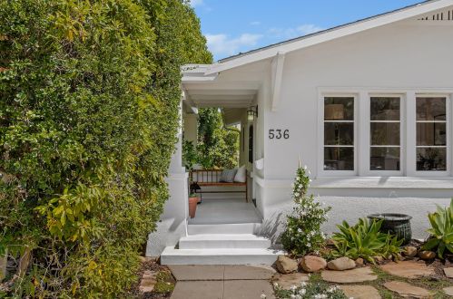 536 Sola St, Santa Barbara, CA 93101-4211
