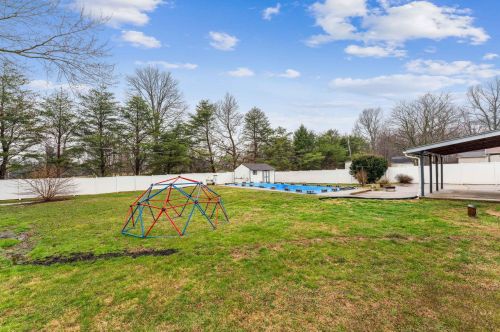 175 Helen Rd, Pataskala OH  43062-9313 exterior