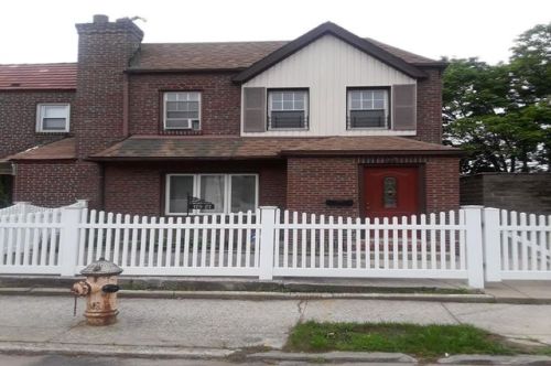 17927 Leslie Rd, Jamaica, NY 11434-2733