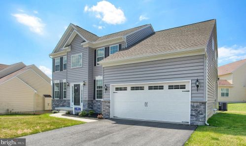 38 Bethpage Dr, Navy Sup Dpt, PA 17050-7000