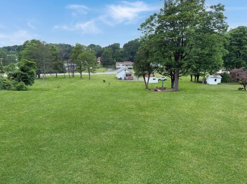 255 Blackhawk Rd, Beaver Falls PA  15010-1465 exterior