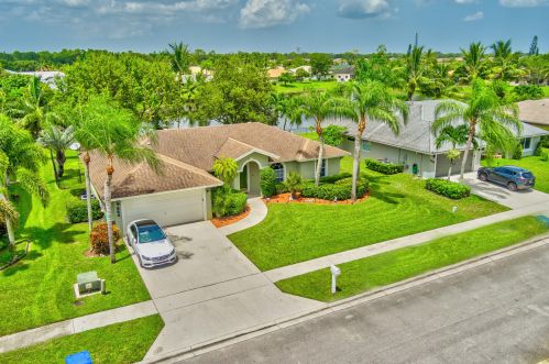 246 Monterey Way, West Palm Beach, FL 33411-7818