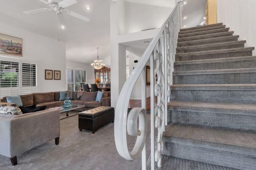 68 Calle Rivero, Rancho Mirage CA  92270-2253 exterior