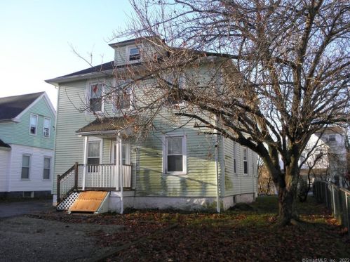 42 Terrace Ave, United States Coast Guard Ac CT  06320-5831 exterior