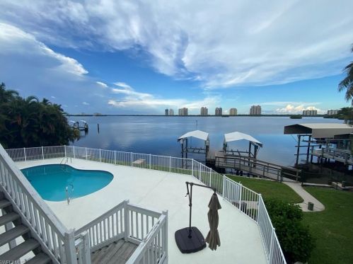 26822 Mclaughlin Blvd, Bonita Springs, FL 34134-3845