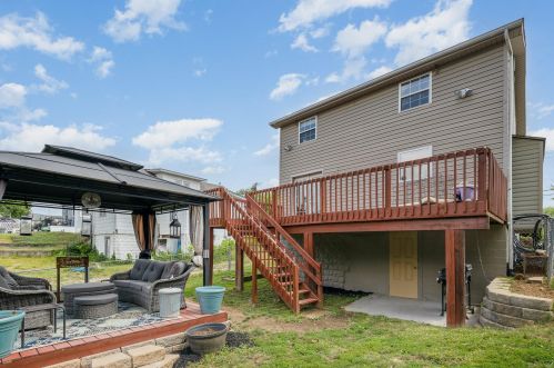 79 Sanders Dr, Florence KY  41042-2833 exterior
