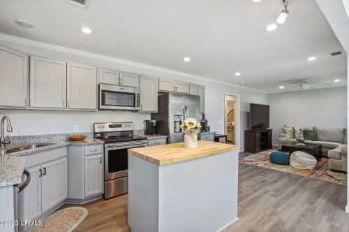 1509 Pony Ave, Beaufort SC  29906-5703 exterior